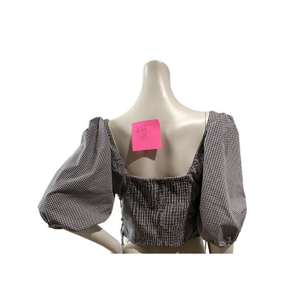 Abercrombie & Fitch Gingham Black/Gray/White Plaid Crop Top - Sz. Large (NWOT) - Picture 2 of 10